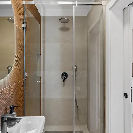 Luxury Tommy's Apartmán