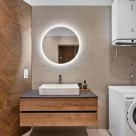 Luxury Tommy's Apartment