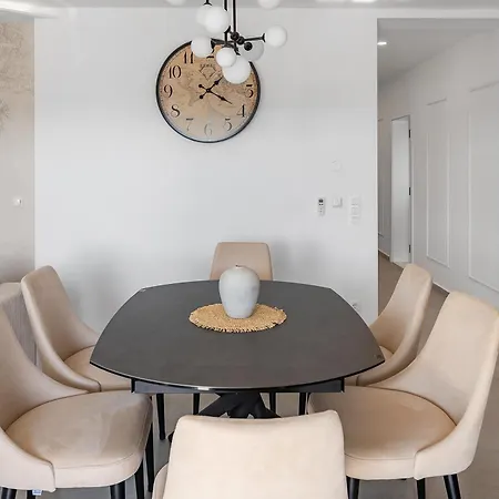 Apartment Luxury Tommy's Duce