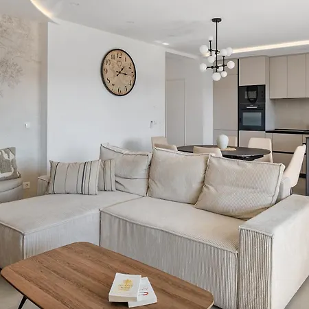 Apartment Luxury Tommy's Duce
